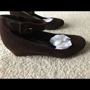 Brown suede ankle strapped shoes